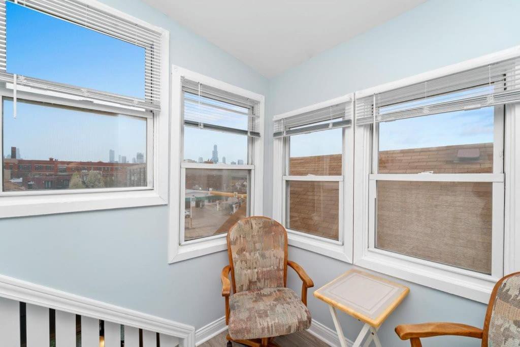 Cozy, Top-Floor 3Br Loft With Balcony In West Town Chicago Exteriér fotografie